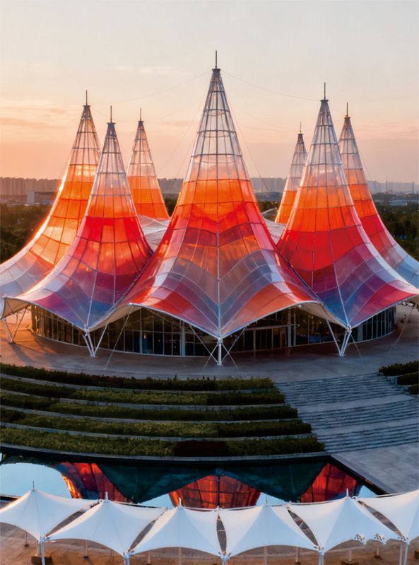 Large scale event tent